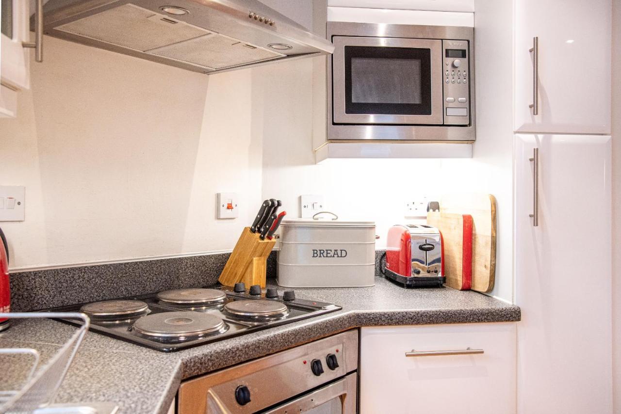 Pass The Keys Delightful Apartment Close To River In Se16 Londres Exterior foto