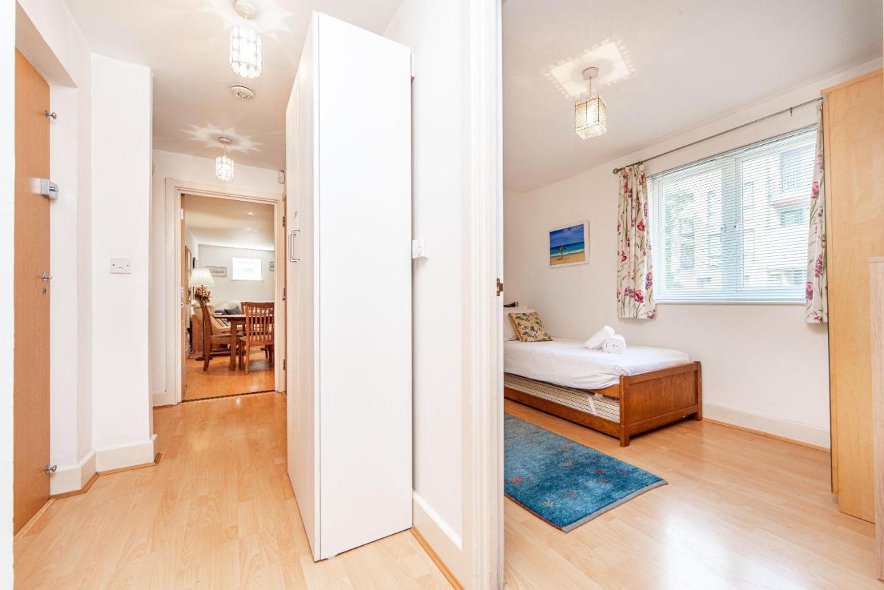 Pass The Keys Delightful Apartment Close To River In Se16 Londres Exterior foto