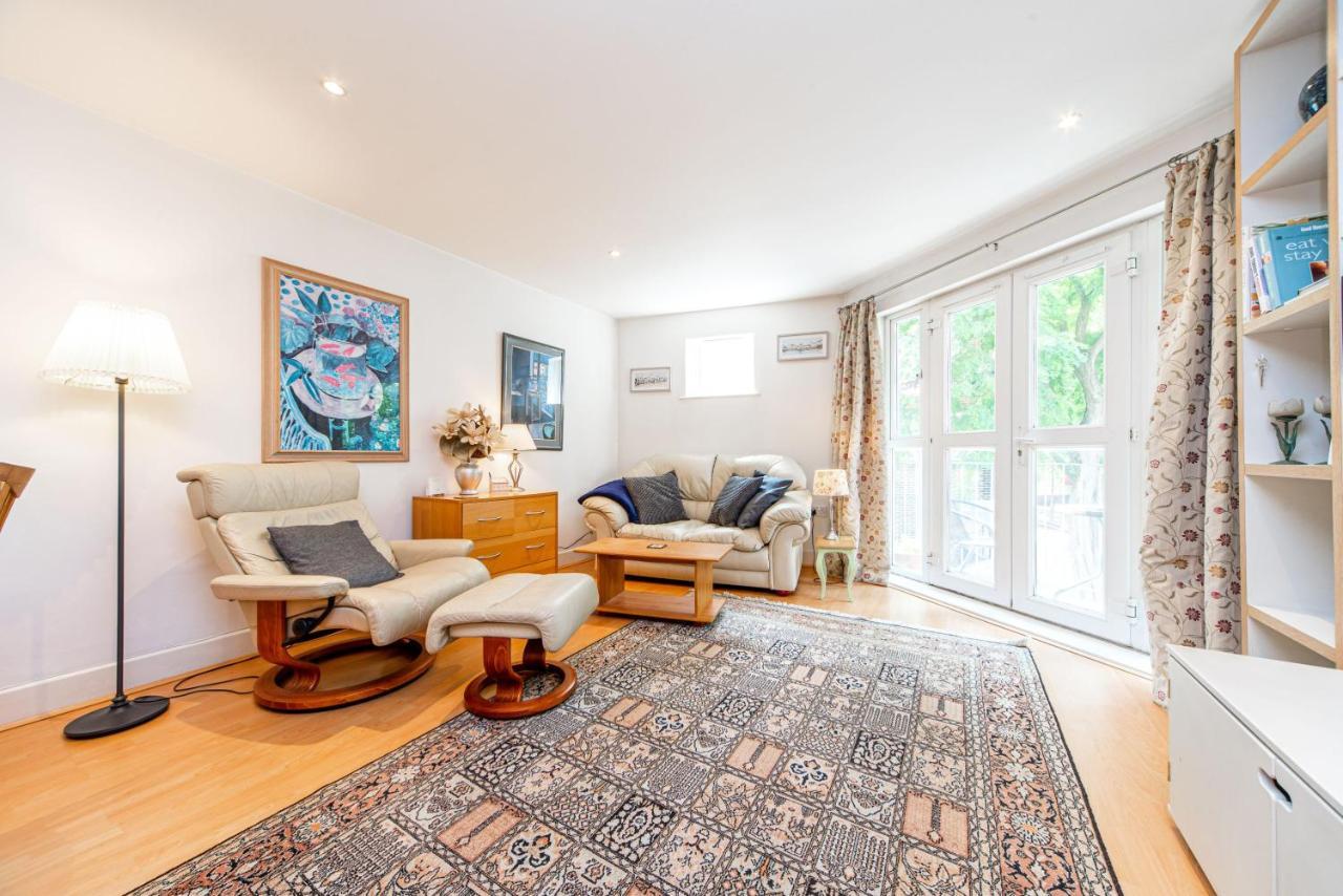 Pass The Keys Delightful Apartment Close To River In Se16 Londres Exterior foto